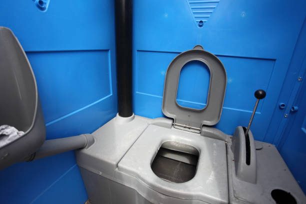 Types of Portable Toilets We Offer in Beattystown, NJ